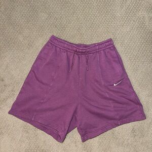 Women’s Nike Sportswear Essentials Fleece High-Rise Shorts